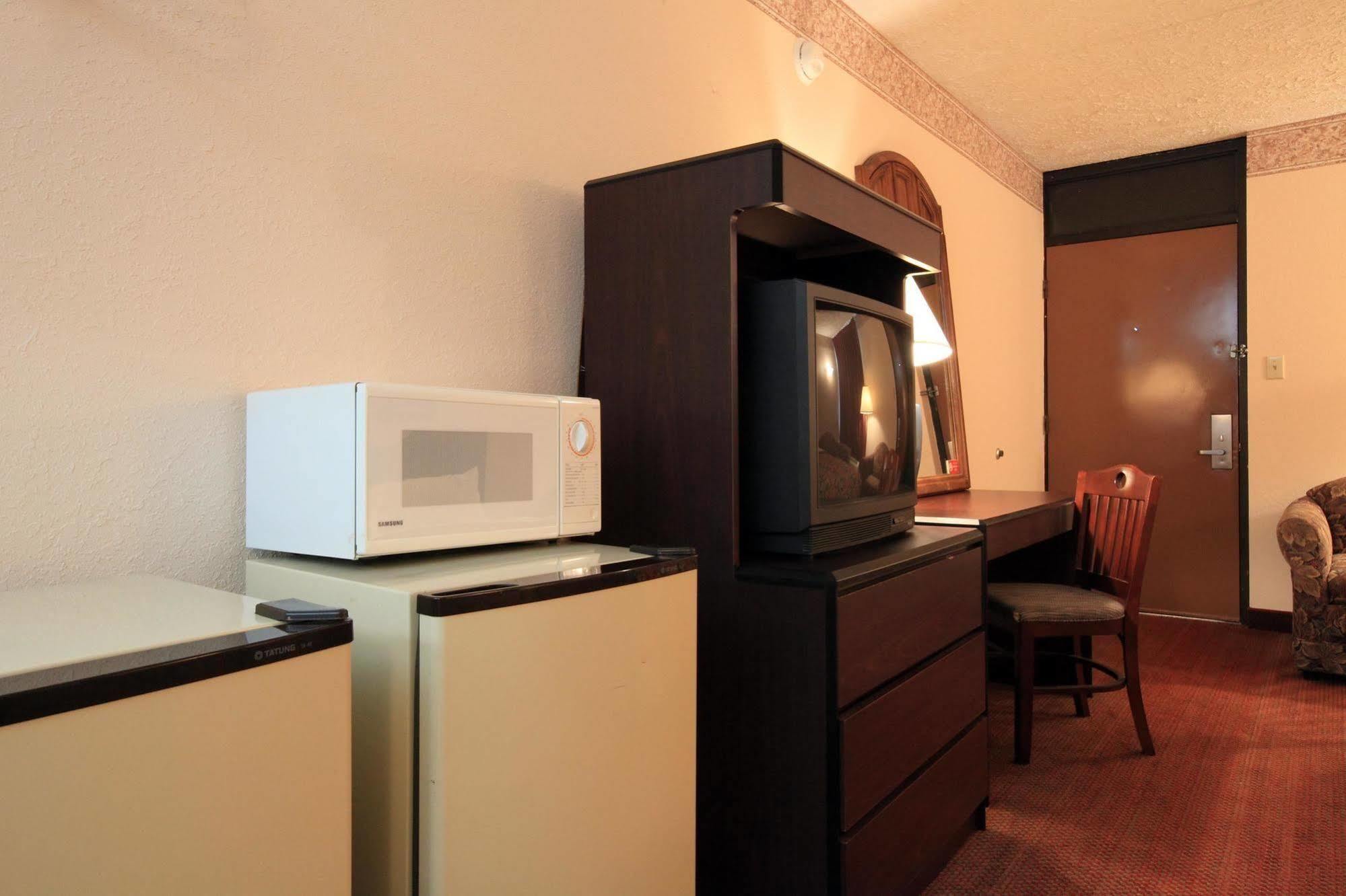 Americas Best Value Inn North Capital Raleigh Habitación foto